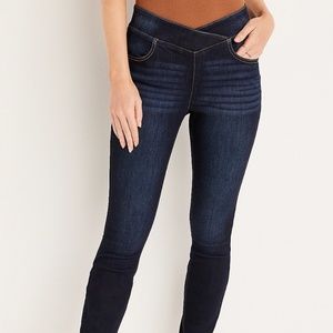 M by Maurice Jegging